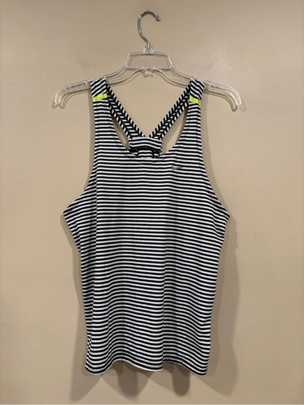 Nike Women’s Regular Dri-Fit Black & White Striped Tank Size M